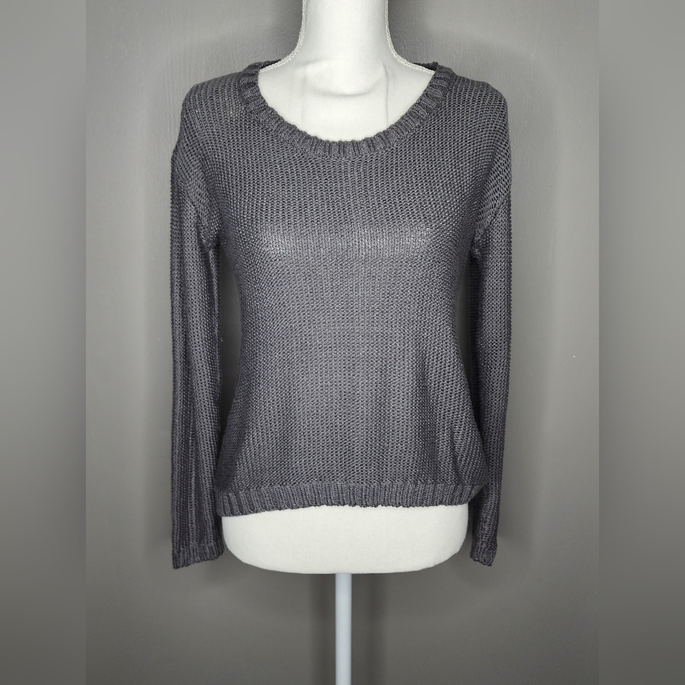 RAZZLE DAZZLE Soft Gray sweater. Size: Small